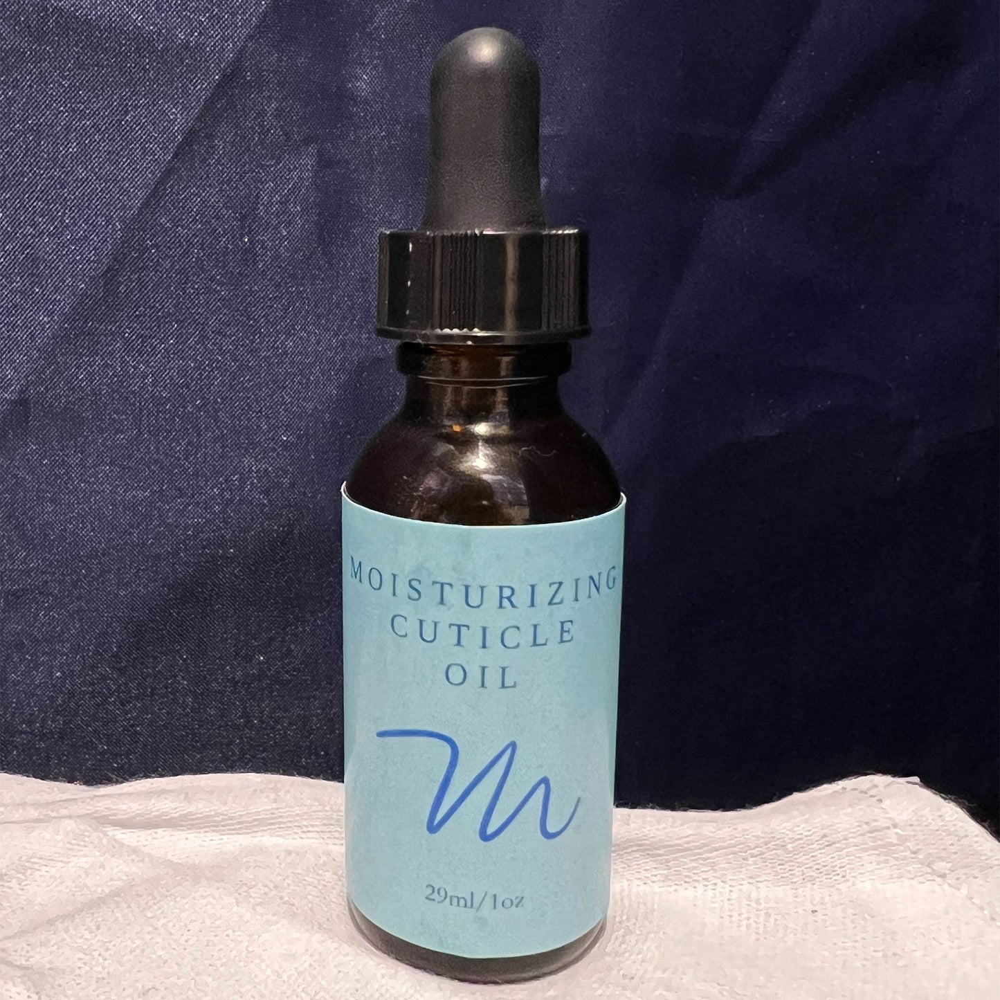 B1G1 FREE Moisturizing Cuticle Oil